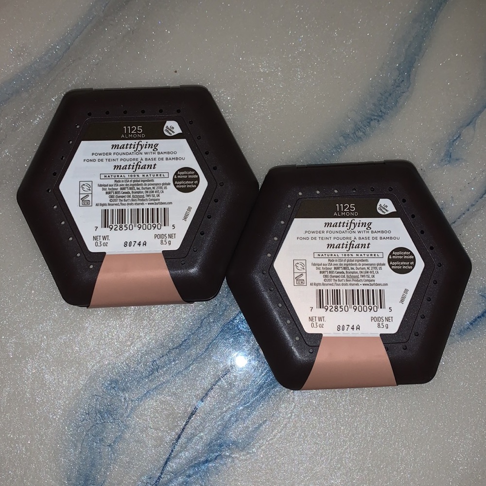 2 Burt’s Bees Powder Foundation “Almond” - Picture 5 of 11